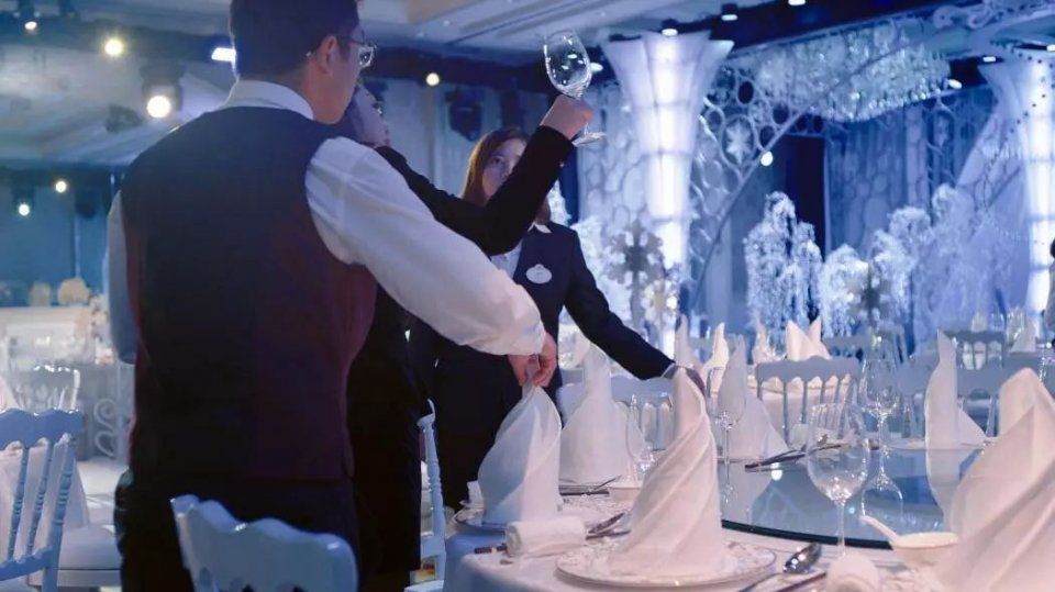 陈小春大应采儿16岁,王祖蓝比老婆矮12cm…真