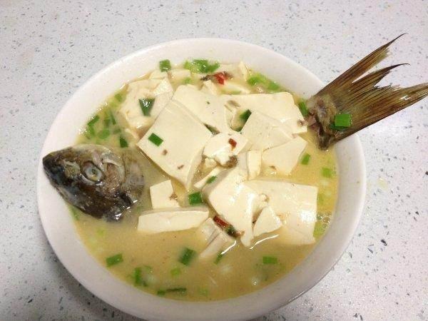 鯽魚湯怎麼燉才能好喝?妙招