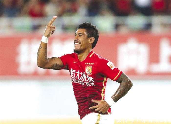 为什么巴萨同意放保利尼奥回恒大?