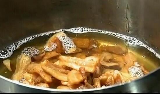 靠一块五花肉气哭法国大厨 厨王争霸!中法大厨