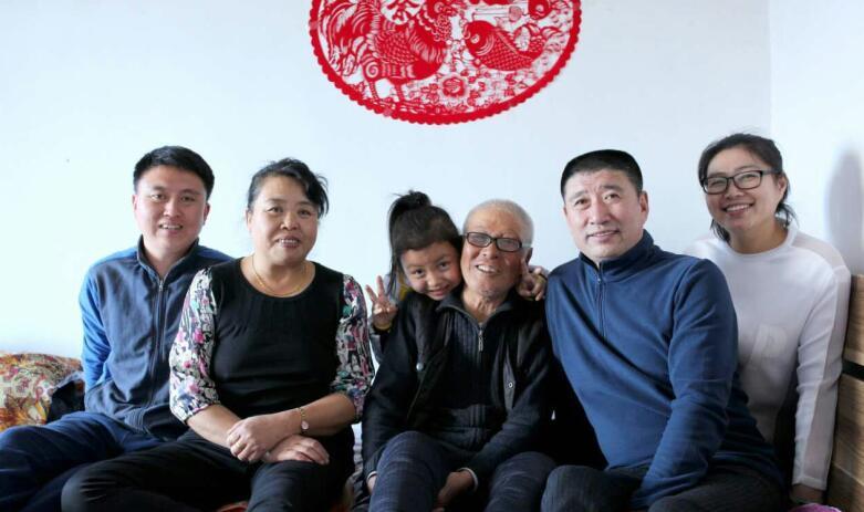 退伍不褪色,孝行天下,大爱无疆