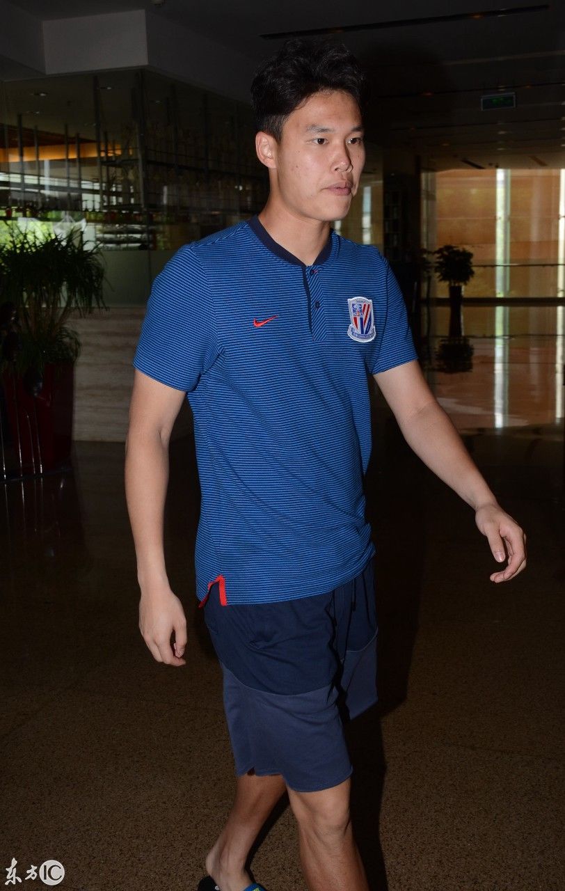 上海绿地申花酒店用餐,罗梅罗与帝都一姐赵瑞佳