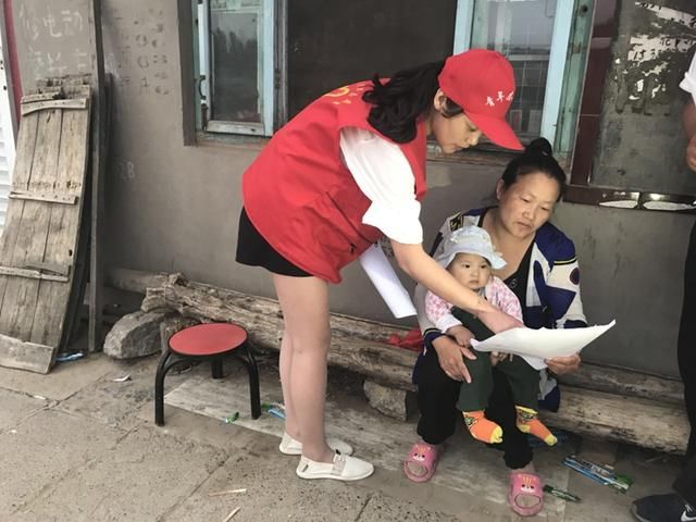 乐亭团县委组织青年志愿者助力乐亭县姜各庄镇