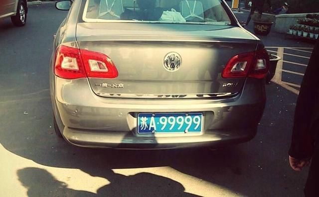 车主:快被套牌车逼疯了!