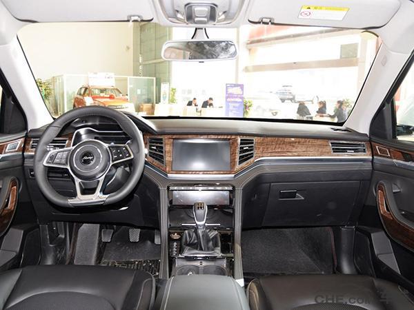 众泰大迈x7自动精英版1.8t仅 售价10.99万