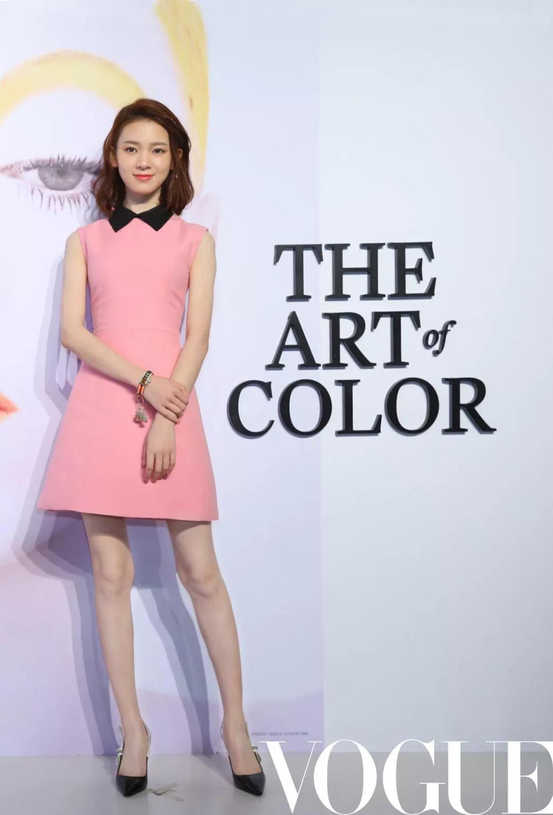 美容 | 让Bella Hadid亲口告诉你,她最喜欢的颜色