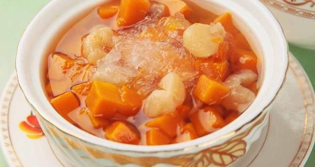 用燕窝煲汤吃美容养颜,女性要常吃,比肉要贵比