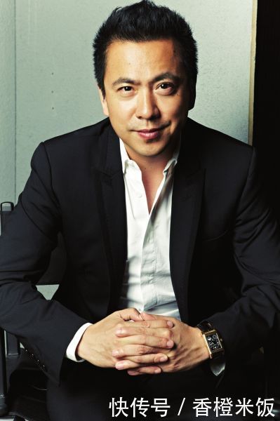 王中磊华谊兄弟疯狂套现,讹诈周星驰,他却这样