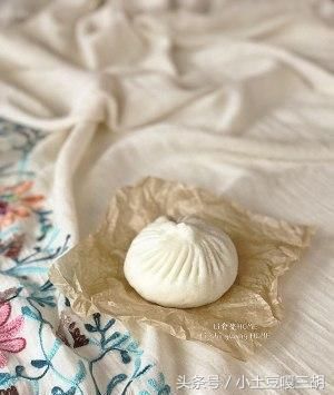 在家蒸包子的小配方,不用泡打粉也不需二发,真