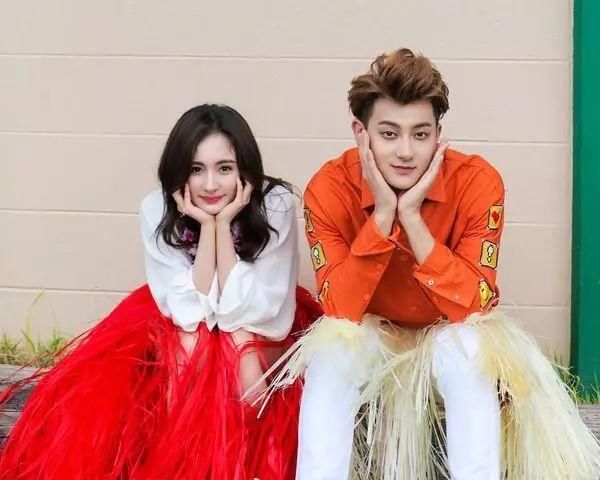 谈判官中的杨幂用时尚完胜所有人,31岁穿出了