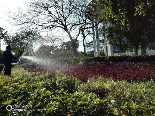 努比亚V18评测:千元新高度 美的更持久!