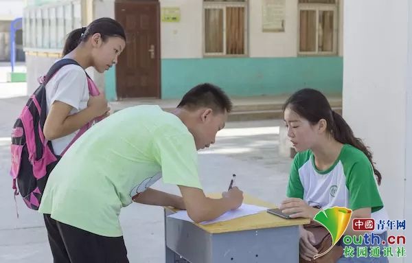 安徽师大学子赴阜阳:创文促美 孝行阜西