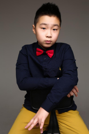 赵启铭携个人单曲《懵懂青春》为梦发声