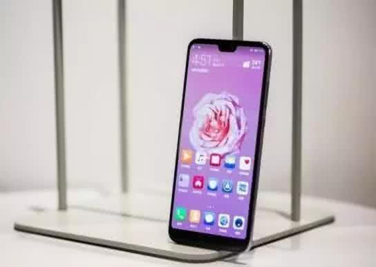 手机屏幕多大最合适?小屏和巨屏都很稀缺!旗舰