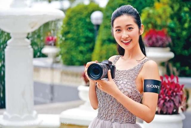 年关将至,Sony全画幅无反A7R III也该出来晒晒