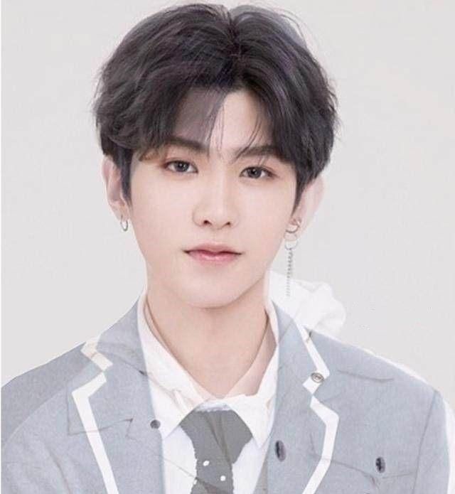 当《偶像练习生》成员CP组合在同一张脸上?这