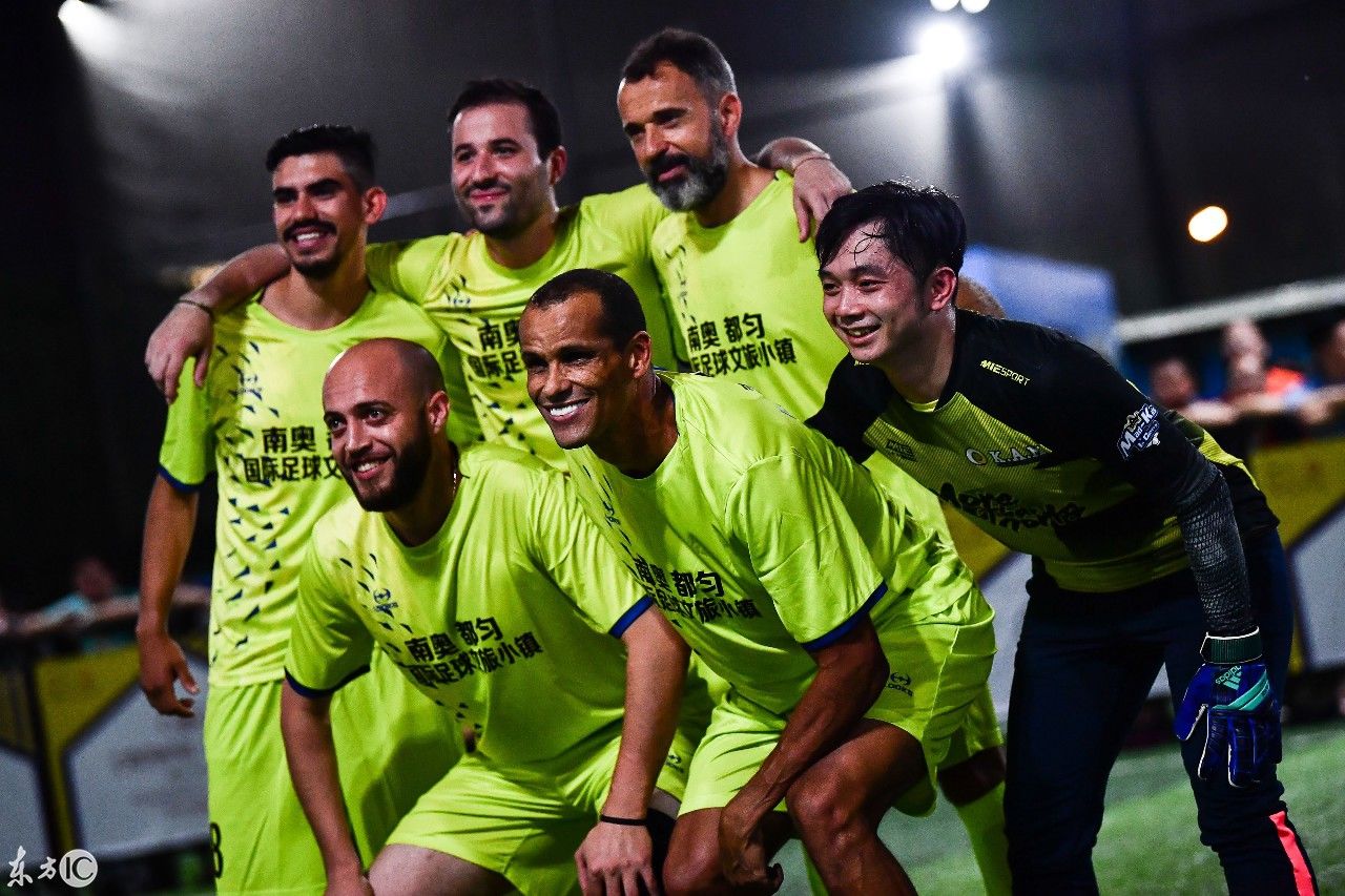 前世界足球先生、巴西传奇里瓦尔多,广州行精