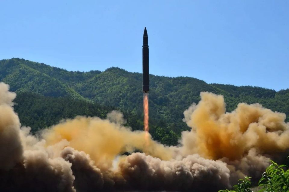 朝鲜今晨试射一枚洲际弹道导弹-北京时间