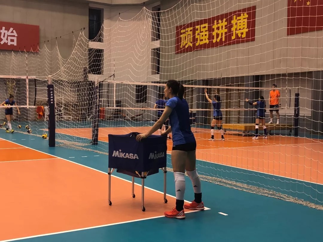 中国女排第一位学院派国手--任凯懿