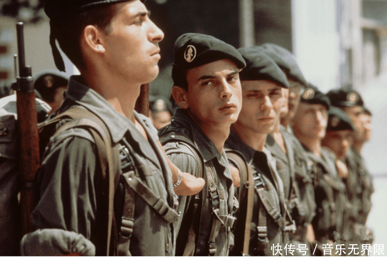 世界上唯一不受日内瓦公约保护的兵种,抓到直接枪毙都没有人说啥