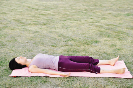 绿瘦健身:瑜伽每天必练8个动作,这几个动作让