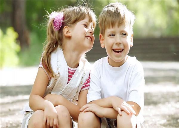 以为宝宝什么都不懂?0到2岁宝宝理解能力发育