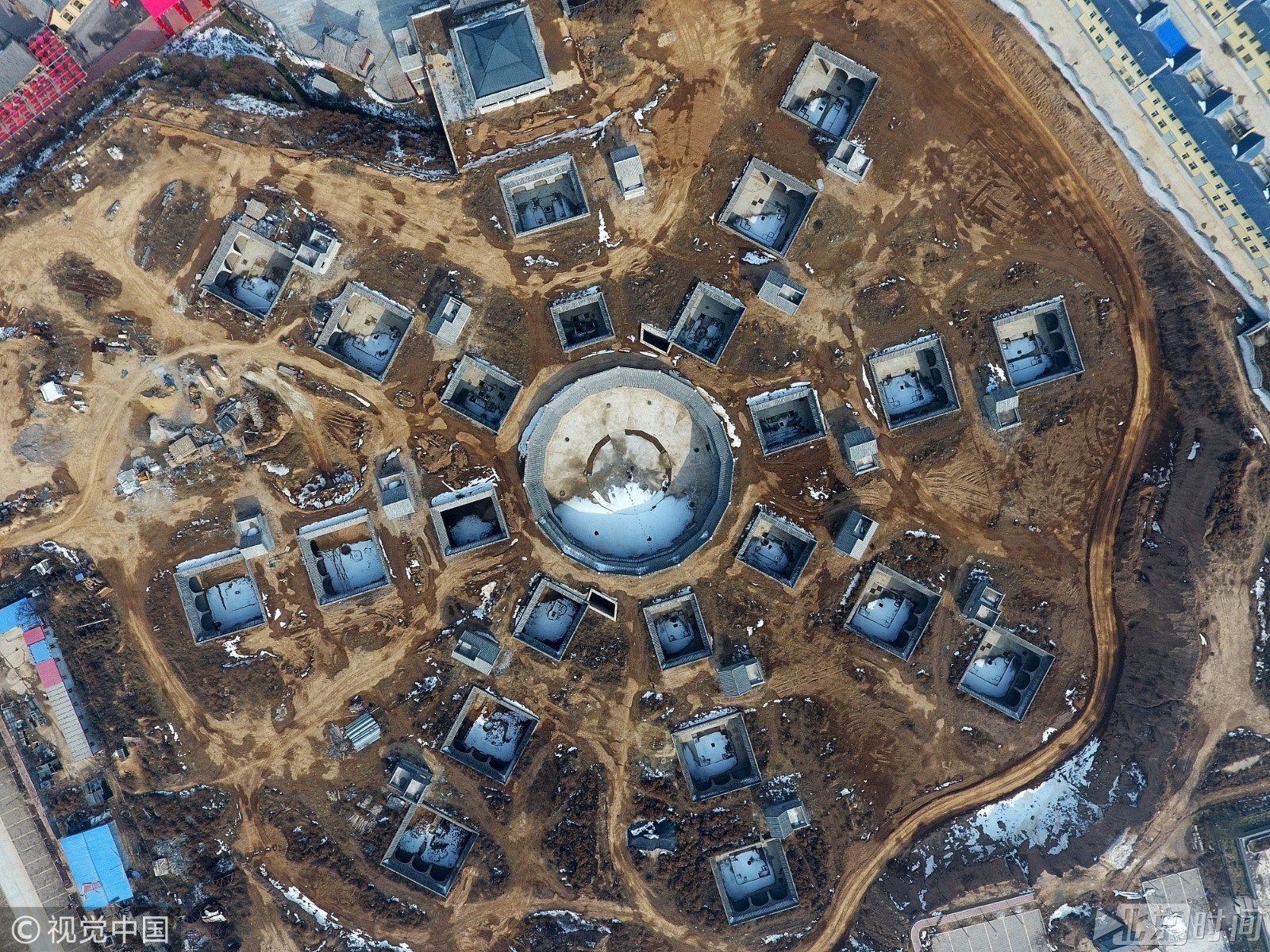 河南三门峡现"八卦"状地坑院建筑群 民居史上的"活化石"