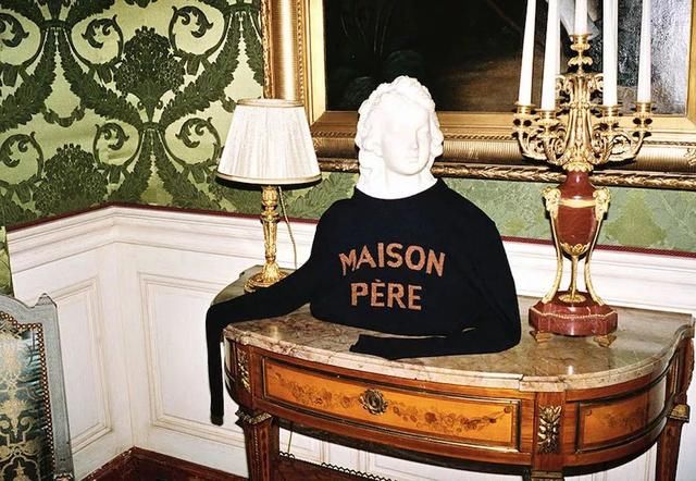 Chanel,Chlo前任设计师自创品牌 每一件衣服上