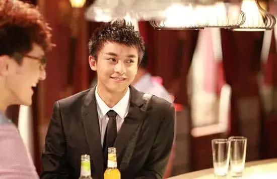 明星打游戏都取什么网名?鹿晗欠削,林更新自恋