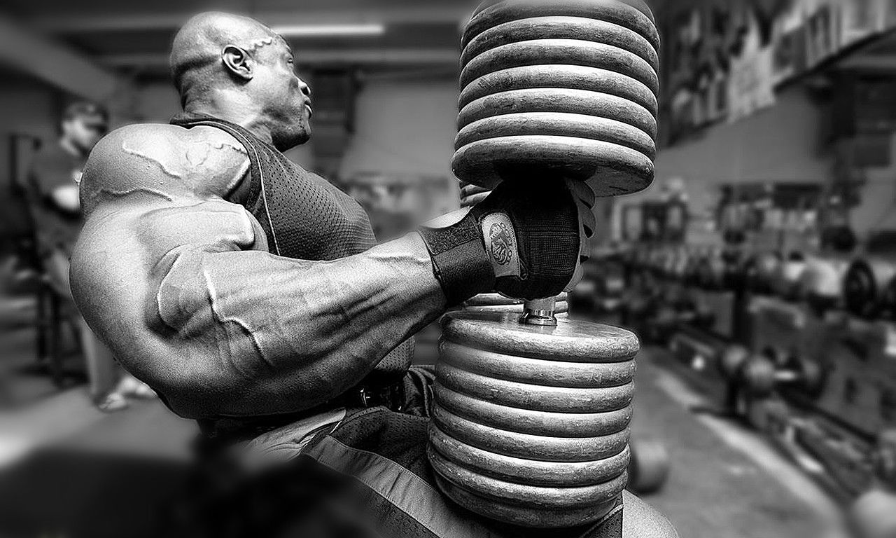 直击:世界上肌肉最大的人,盖过施瓦辛格,网友:老了肌肉不好看