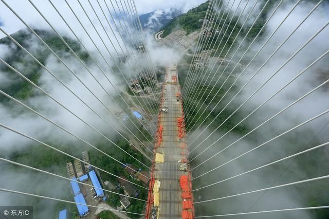 中国基建狂魔再次发力,成为全球最大集装箱船