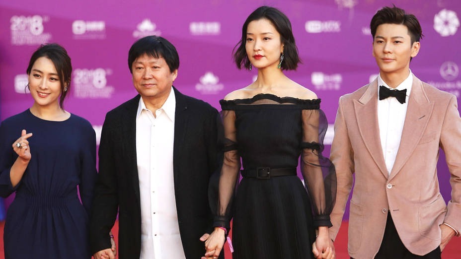 第8届北京国际电影节红毯:闫妮携20岁爱女亮相 第8届北京国际电影节红毯:闫妮携20岁爱女亮相