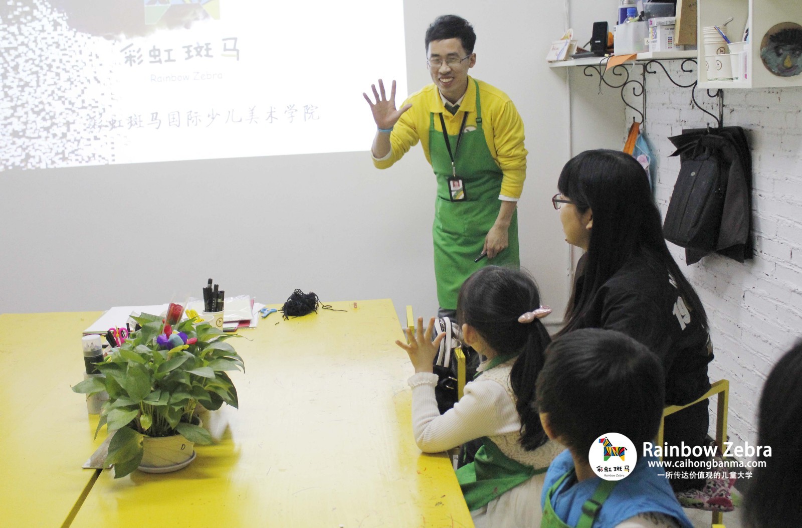 少儿创意美术培训加盟,无需经验即可操作