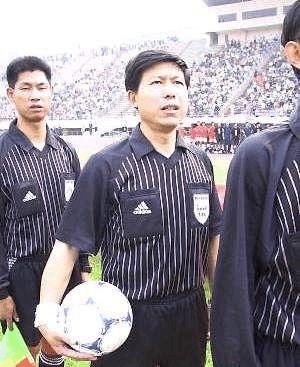龚建平小传:中国足球第一个因假球黑哨入狱的