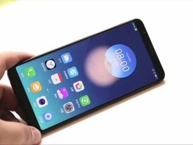 360手机良心了:5.99英寸+屏占比84.11%+500