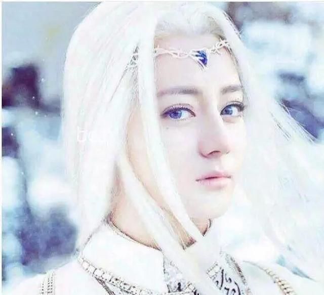 古装白发美女:杨幂冷艳性感,马苏眼神犀利,第一