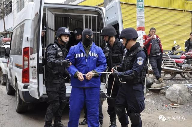 微信骂人、坐将军铜像、辱骂威胁交警,这11起