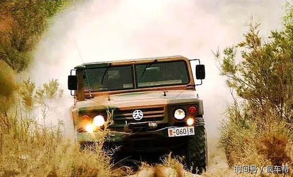 中国悍马神车:武汉枭龙2060L