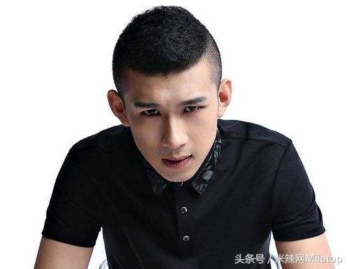 快手主播仙洋与巴扎黑酒店混战 刀枪棍棒见血