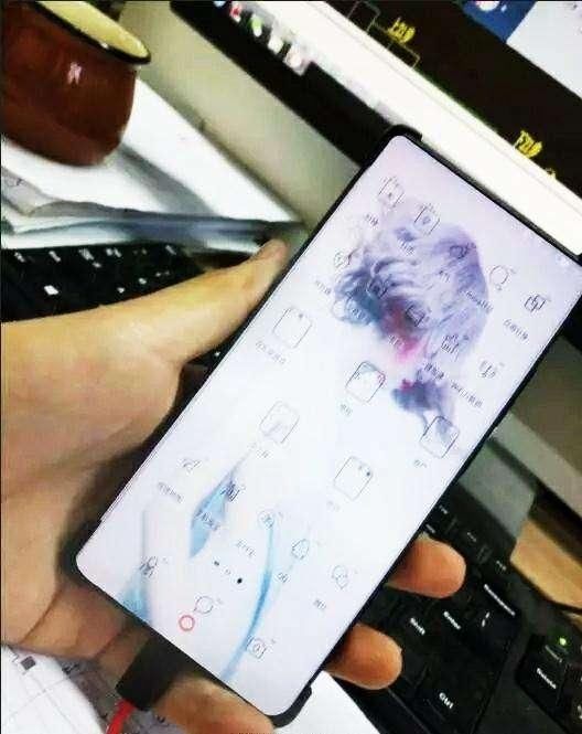 努比亚Z18真机上手: 骁龙845+最顶尖全面屏+8