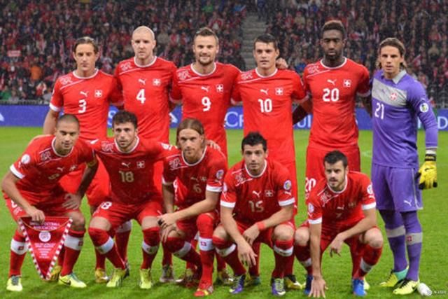 世界杯球队的背后 奔驰赞助德国队 巴西队、阿