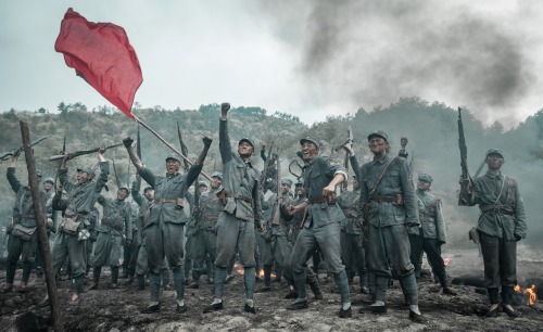 《亮剑iii之雷霆战将》"抗战 谍战" 开辟青春战场