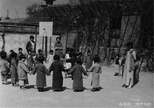 老照片:民国时期幼儿园影像