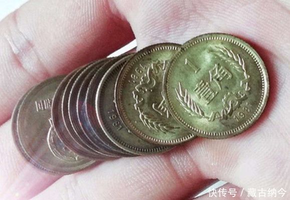 农民返修房屋,收拾出10枚罕见硬币,钱币行家:罕