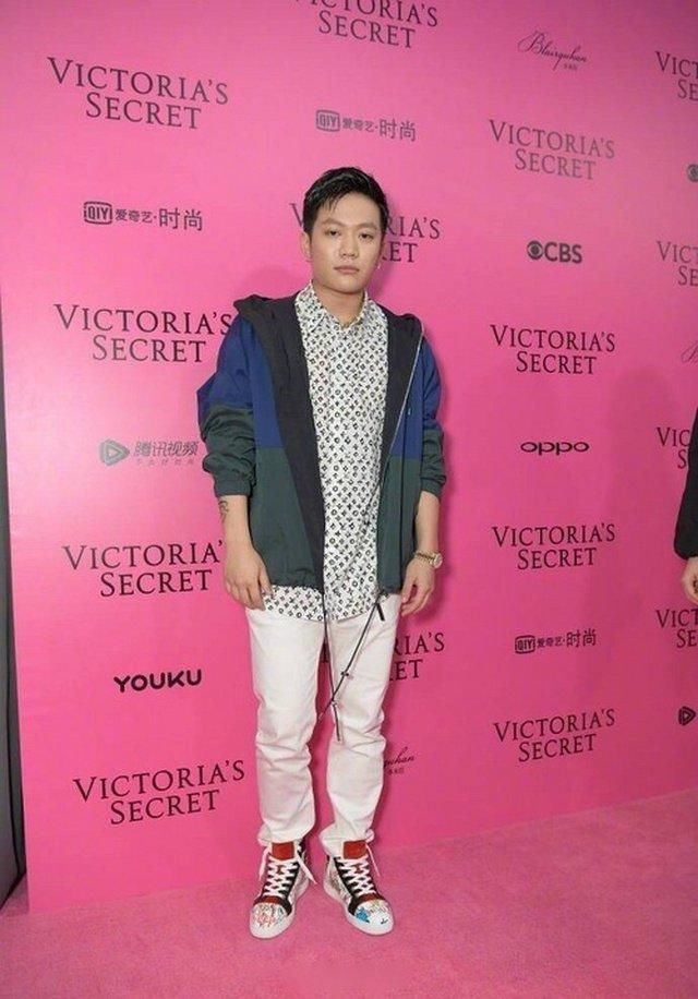 李小璐口味太重喜欢PGone? 看了这些照片,大