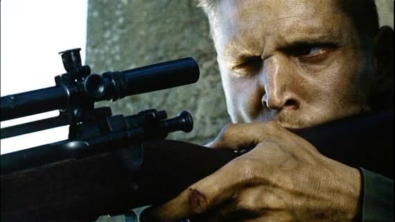 《拯救大兵瑞恩》中的狙击手杰克森,每次射击都会念一段祷文