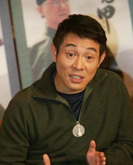 拥有外国国籍的八个中国男明星,只有这两位把