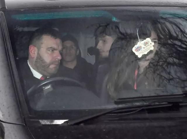 桑切斯披7号登陆曼联,不必等官宣!太贵?有这号