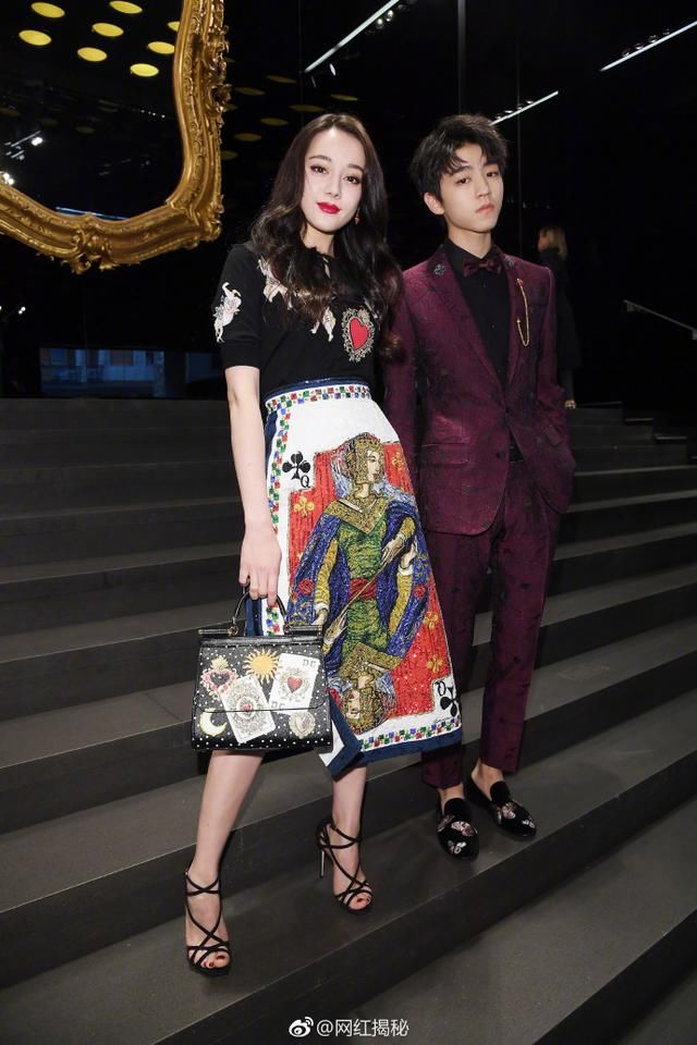 迪丽热巴王俊凯米兰时装周同框太养眼,网友:图
