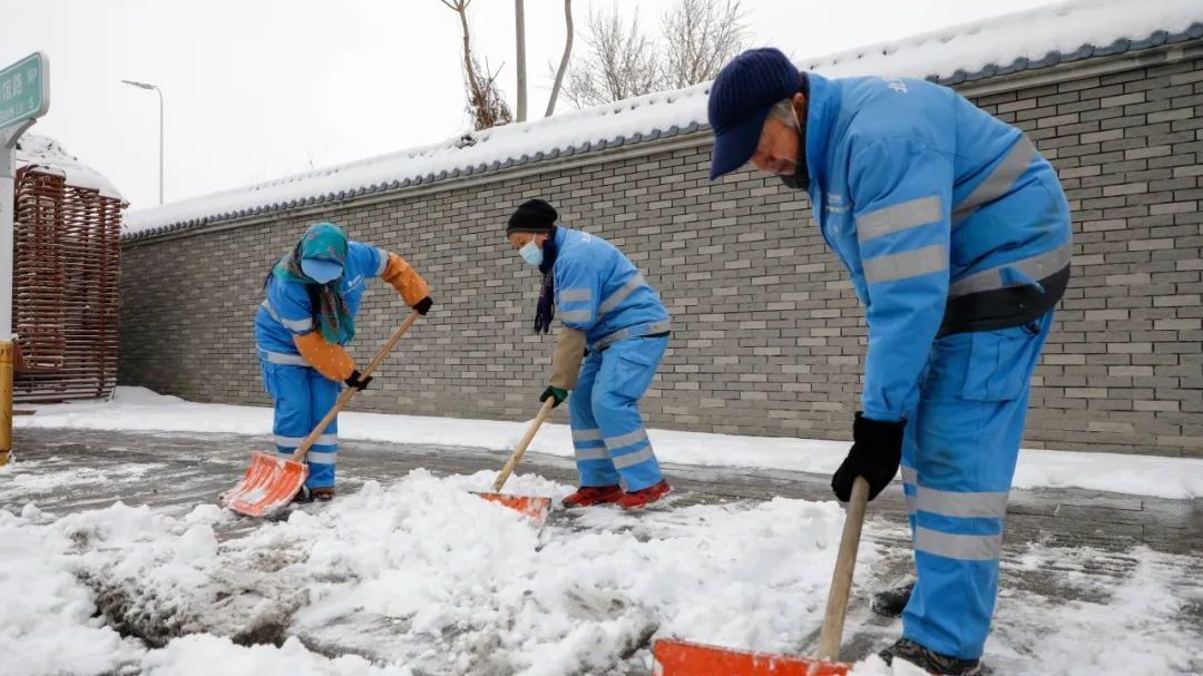 清积雪,解民忧!潞邑街道开展扫雪铲冰作业 清积雪,解民忧!潞邑街道开展扫雪铲冰作业